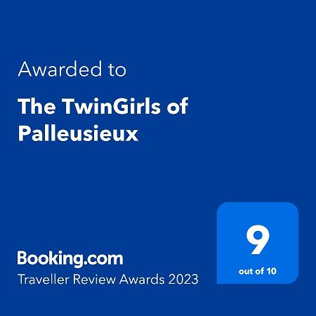 The Twingirls Of Palleusieux Pré-Saint-Didier Екстериор снимка